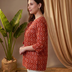 Pink Folka Dots Print Straight Kurtis