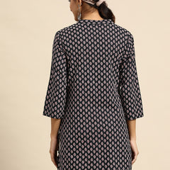 Floral Printed Kurti with Belt