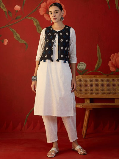 Off White Ethnic Motif Print Straight Kurta With Jacket & Trouser
