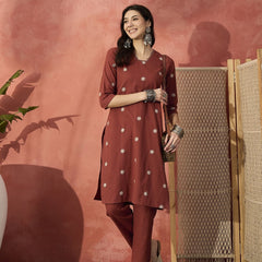 Floral Embroidered V-Neck Straight Pure Cotton Kurta With Trousers Plus Size Kurta Set