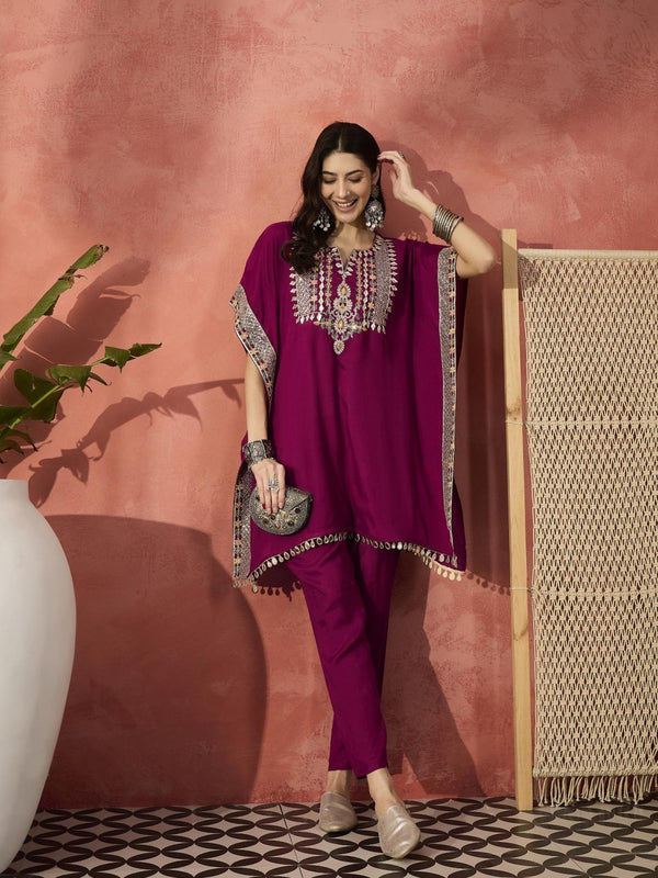 Floral Embroidered Notch Neck Kaftan Kurta With Trouser