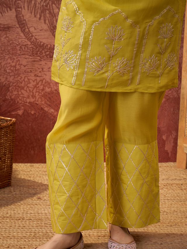 Parrot Green Gota Work  Shoulder Straps Straight Kurta With Trouser Kurta Set