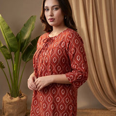 Pink Folka Dots Print Straight Kurtis