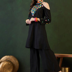 Embroidered Halter Neck Kurta & Palazzo With Bag