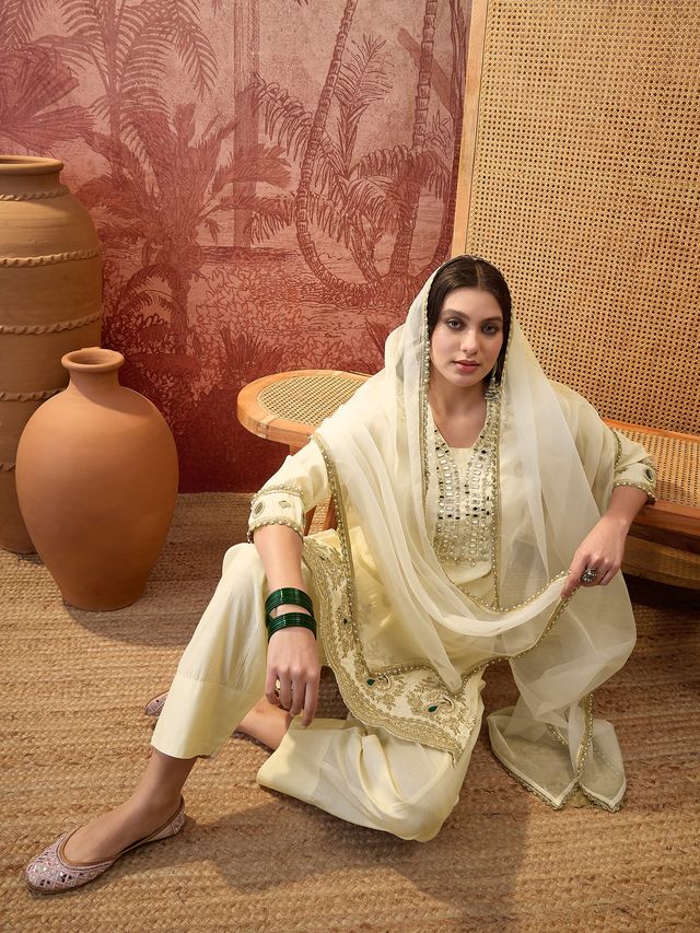 Off White Floral Embroidered & Sequin Work  Kurta With Trouser & Dupatta Kurta Set